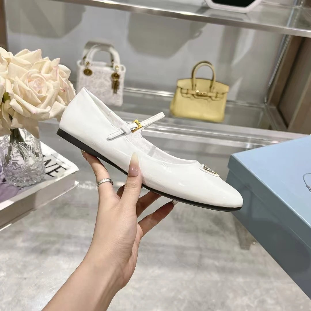 Prada Casual Shoes Mary Jane ballet flats with triangle logo plaque — 07