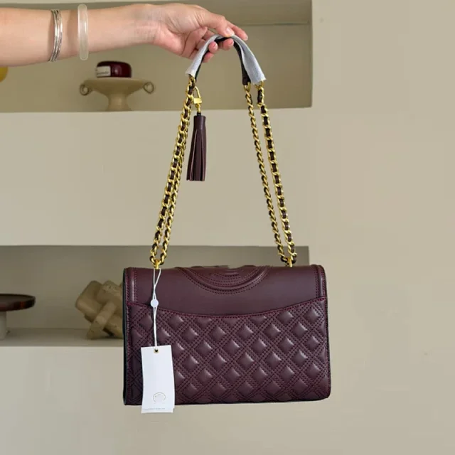 Tory Burch Shoulder Bags Quilted flap bag with chain strap and tassel product detail image 5