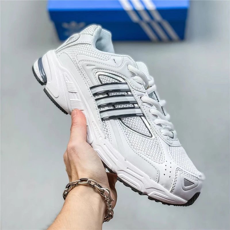 Adidas Sneakers Response CL — 4