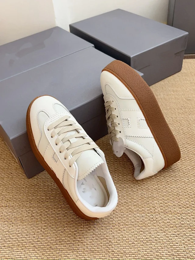 Hogan Sneakers Low-Top Platform with H Side Logo product detail image 25