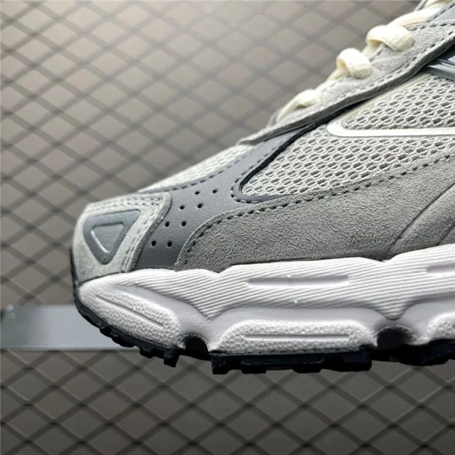 Adidas Sneakers Response CL product detail image 2