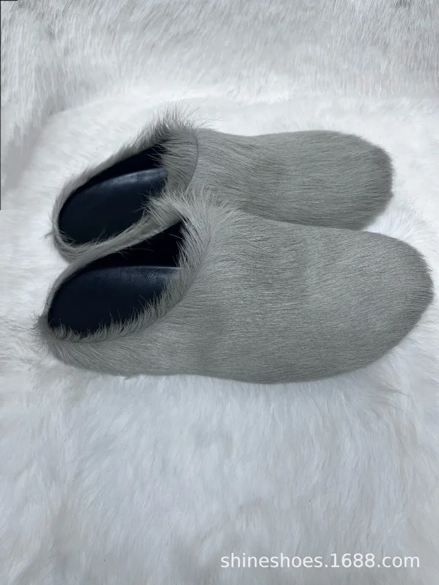 Unbranded Slippers Faux Fur Closed-Toe Mule product detail image 2