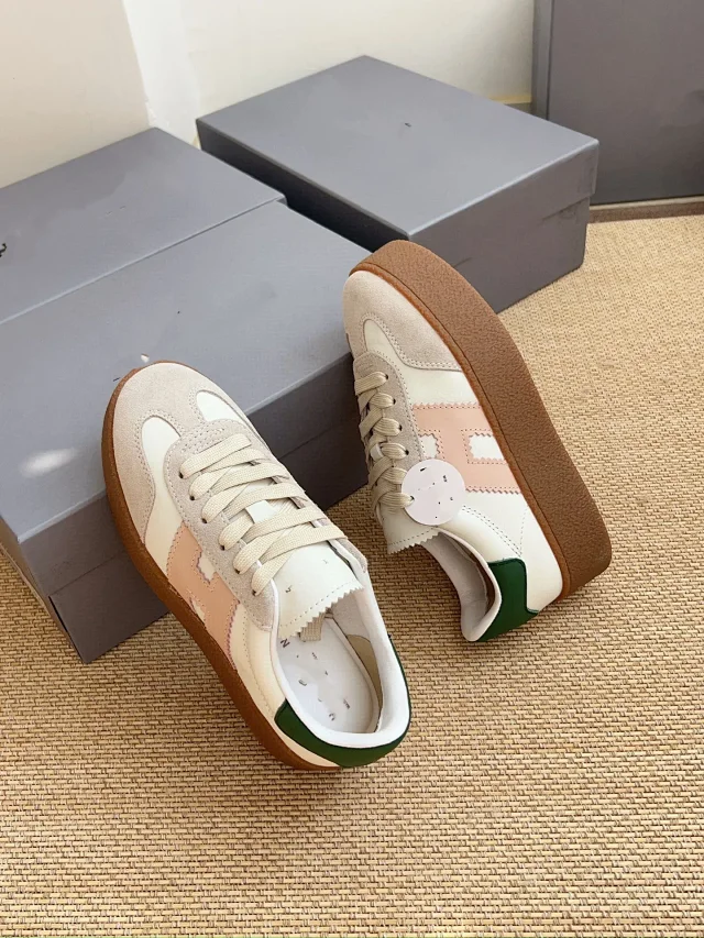 Hogan Sneakers Low-Top Platform with H Side Logo product detail image 23