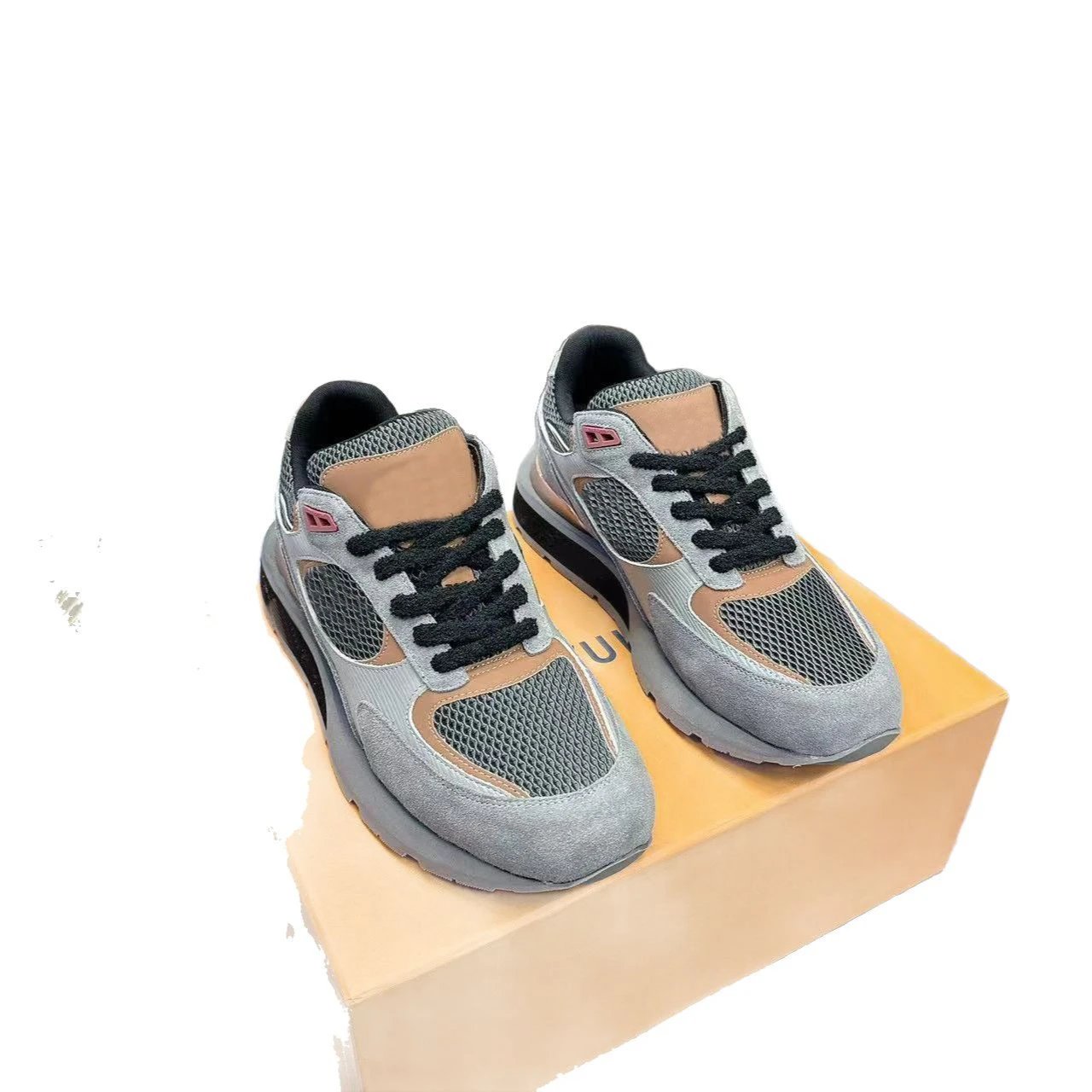 Louis Vuitton Sneakers Low-Top Mesh and Suede Panel image 5
