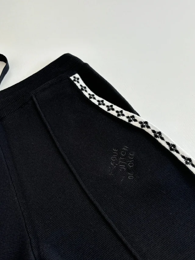Unbranded Contrast-trim knit cardigan and trousers product detail image 11