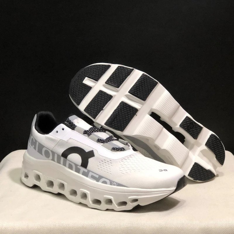 On Sneakers Cloudmonster — NO MONSTER-SILVER