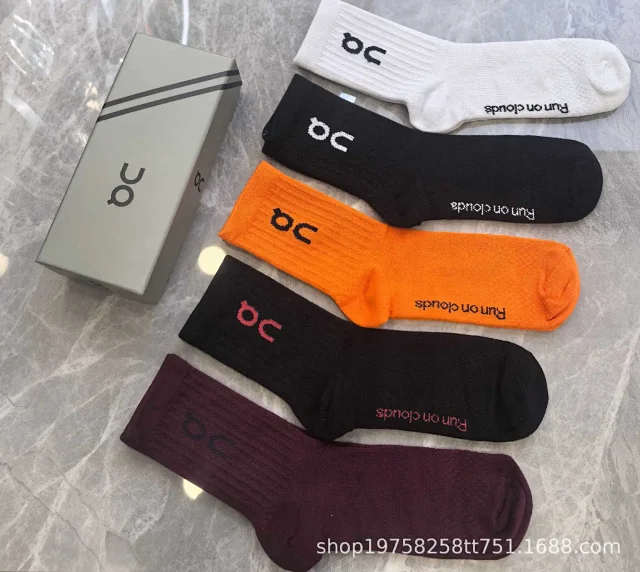 On Socks 5-Pair Logo Crew product detail image 8