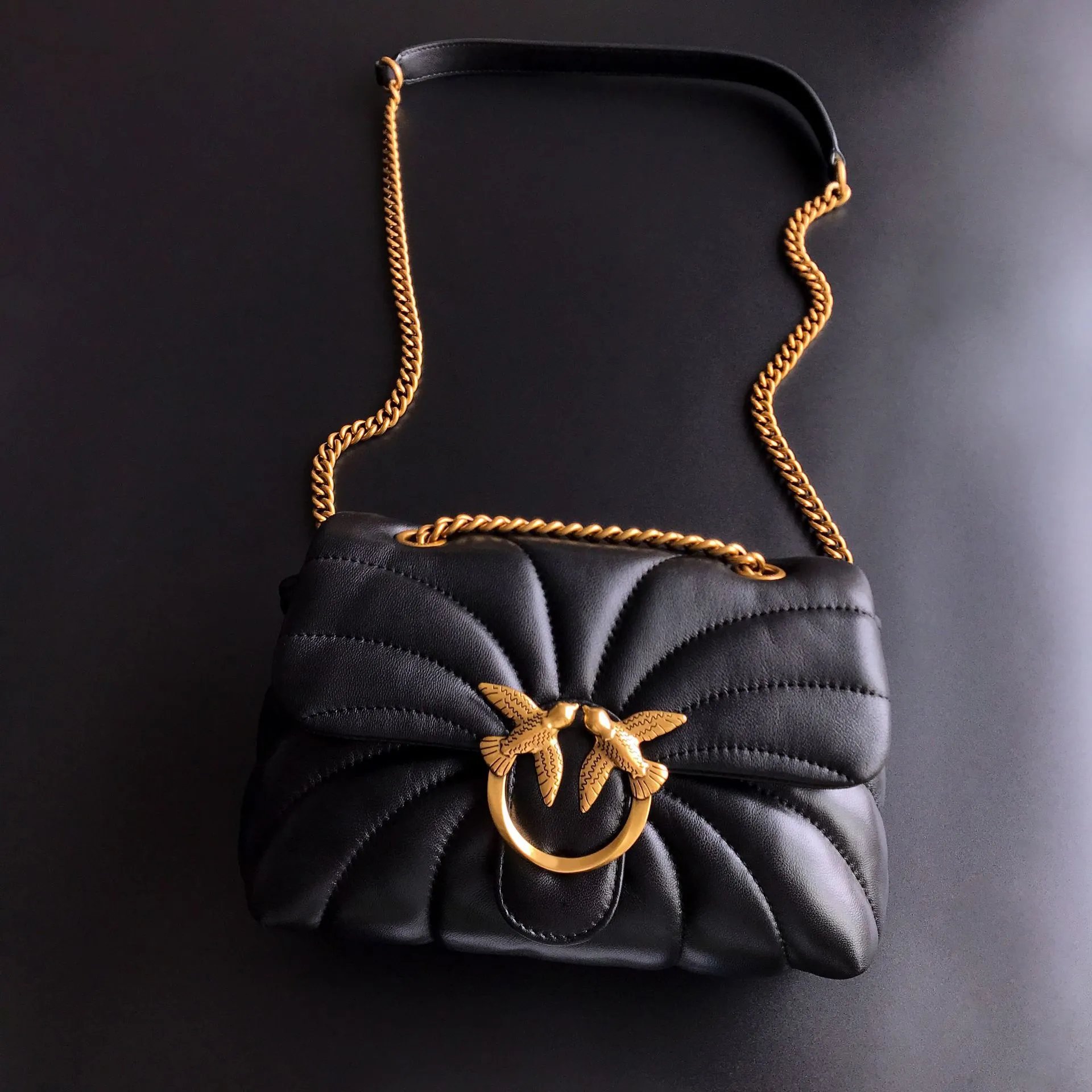 Pinko Crossbody Bags Padded quilted bag with double-bird clasp and chain strap — New 24 pillows black small