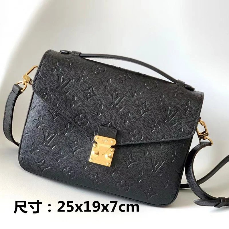 Dior Crossbody Bags Flap Chain Bag — 10
