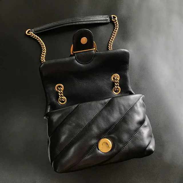 Pinko Crossbody Bags Padded quilted bag with double-bird clasp and chain strap product detail image 8