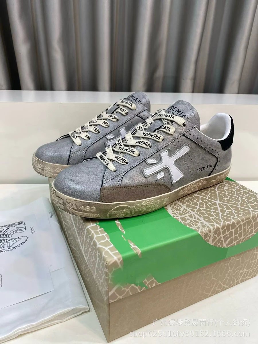 Premiata Sneakers Low-Top Lace-Up with Contrast Logo Appliqué — Figure 18
