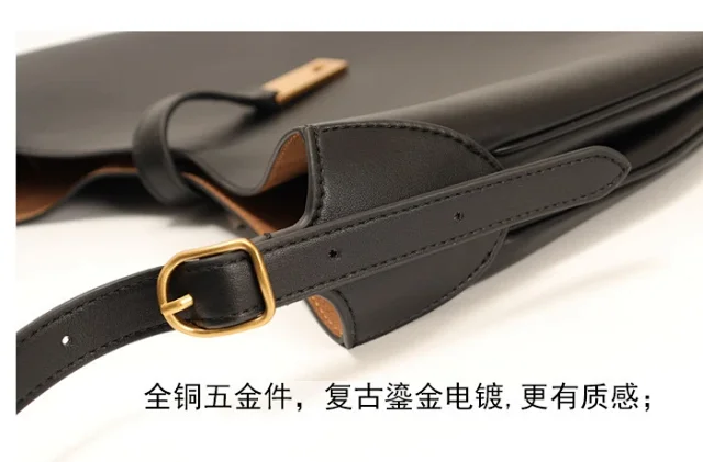 Ralph Lauren Shoulder Bags Crescent Hobo Bag with Gold Logo Plaque product detail image 24