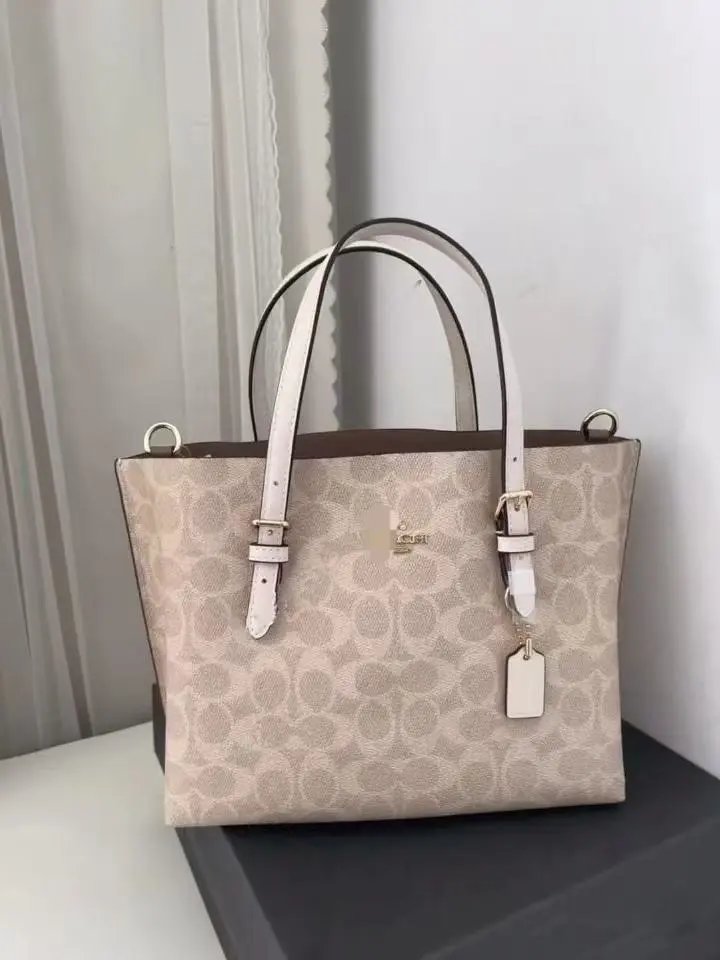 Coach Handbags Tote bag with adjustable shoulder straps — Apricot Flying Box Gift Bag