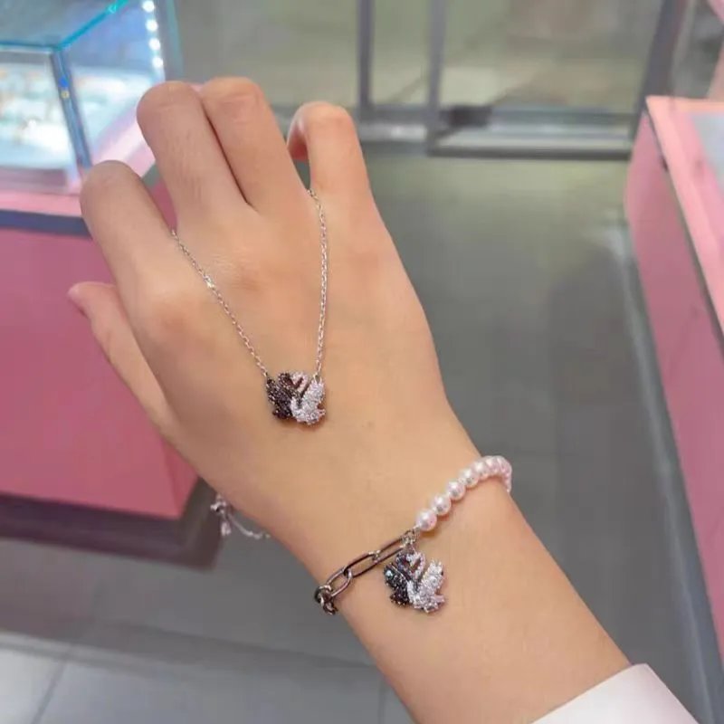 Unbranded Jewelry Swan Crystal image 4