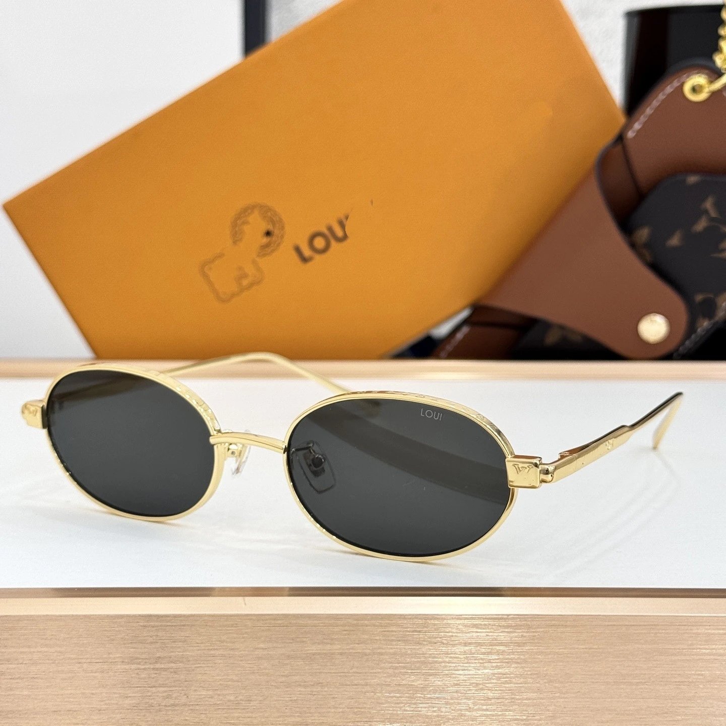 LOUI Eyewear Oval metal-frame image 3