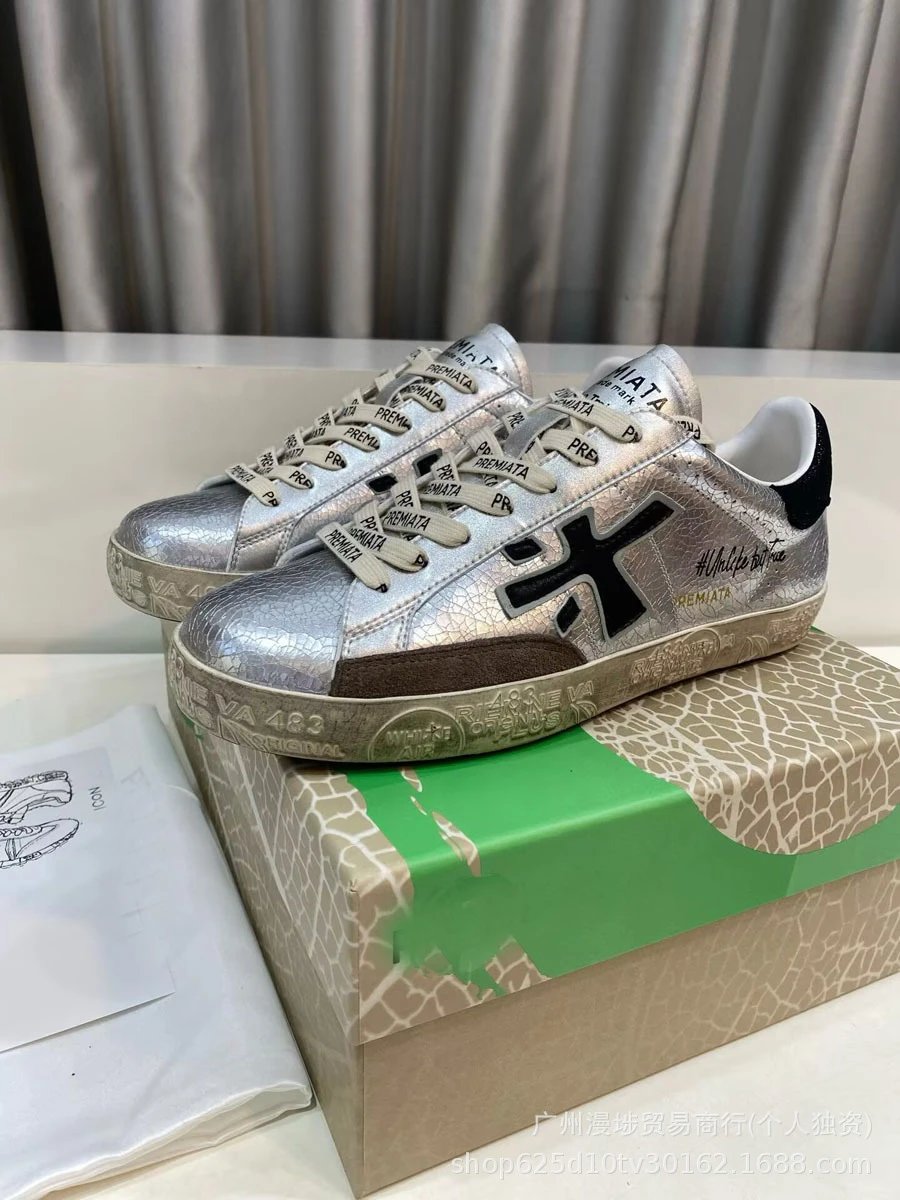 Premiata Sneakers Low-Top Lace-Up with Contrast Logo Appliqué — Figure 15