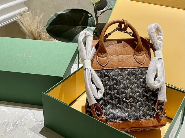 Goyard Backpacks Alpin Mini Backpack product detail image 4
