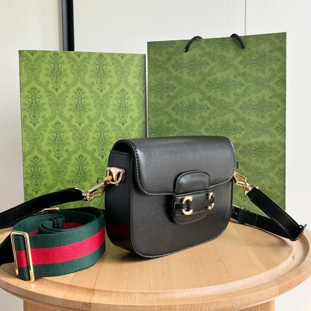Gucci Crossbody Bags Horsebit 1955 saddle bag product detail image 11