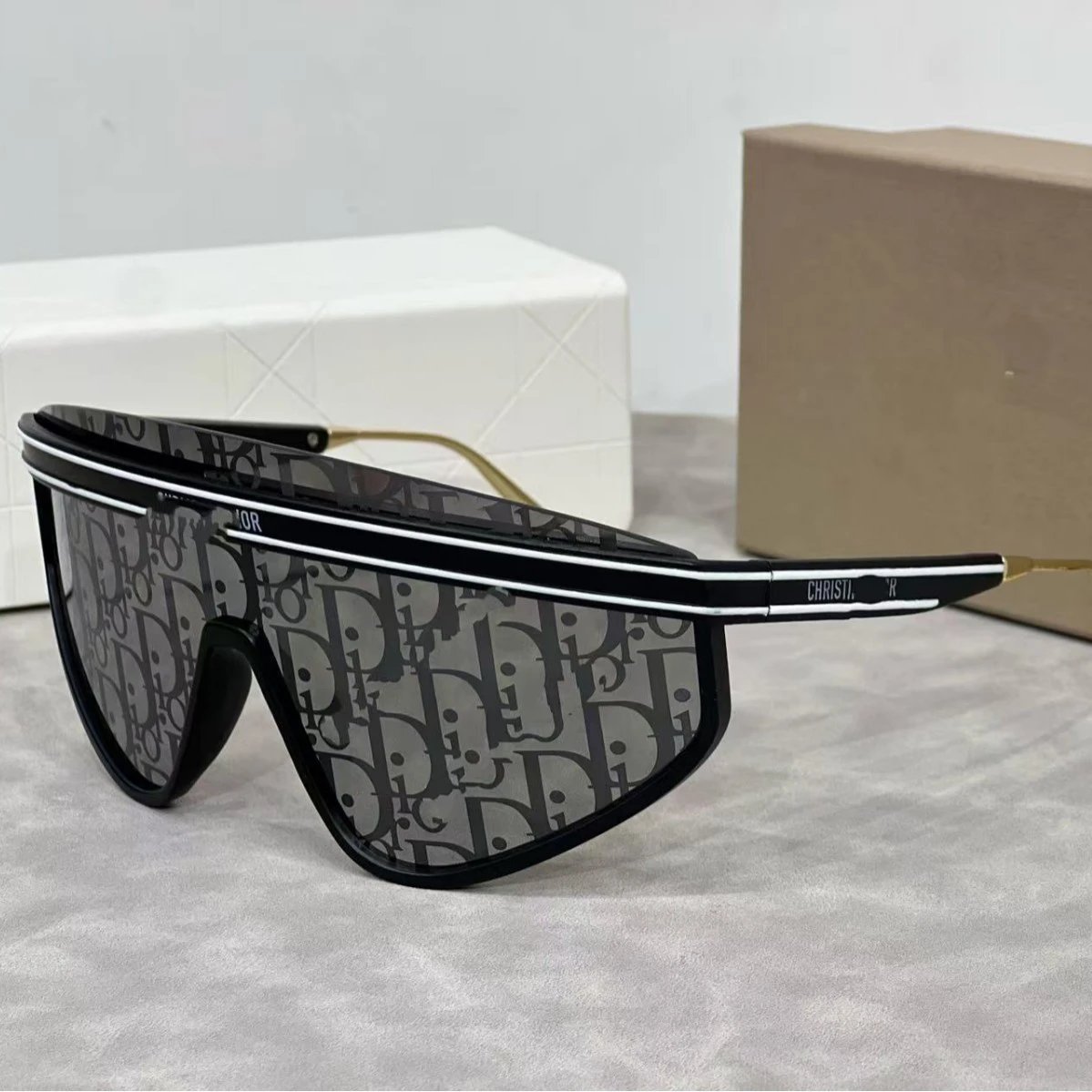 Dior Eyewear Oversized shield sunglasses with logo-print lens product image