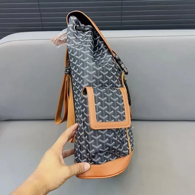 Goyard Backpacks Flap Backpack with Side Pockets product detail image 4