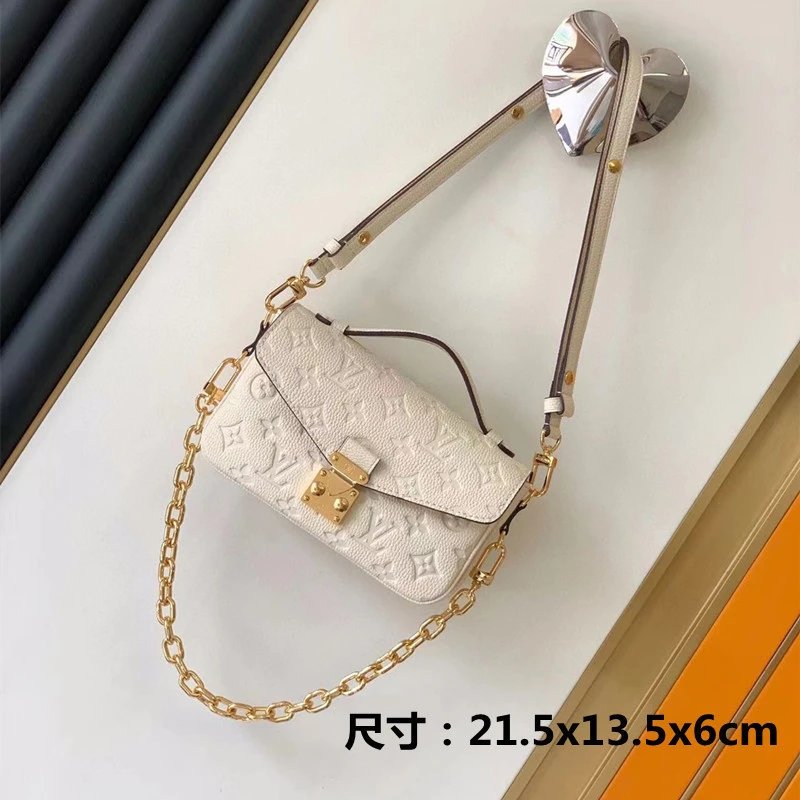 Dior Crossbody Bags Flap Chain Bag — 20