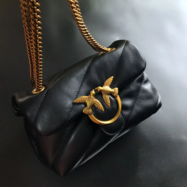 Pinko Crossbody Bags Padded quilted bag with double-bird clasp and chain strap product detail image 4