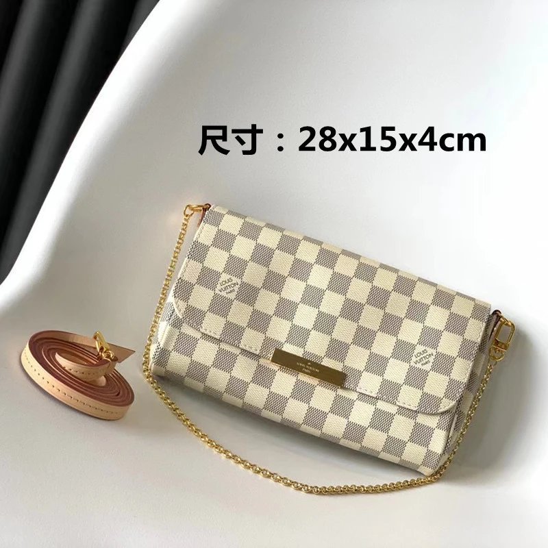 Dior Crossbody Bags Flap Chain Bag — 40