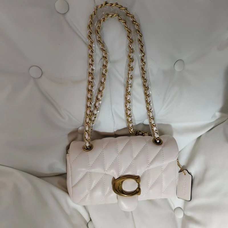 Coach Shoulder Bags Quilted Tabby chain bag — White (gift box packaging)
