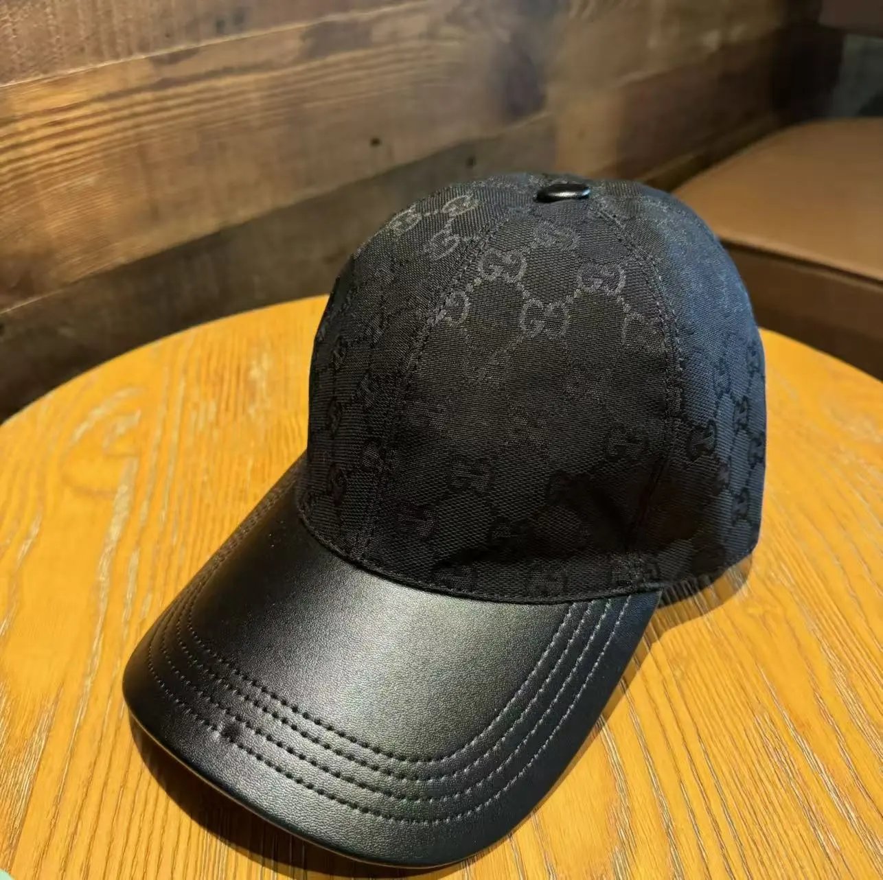 Gucci Hats GG Monogram Baseball Cap with Contrast Curved Brim — Black belt box