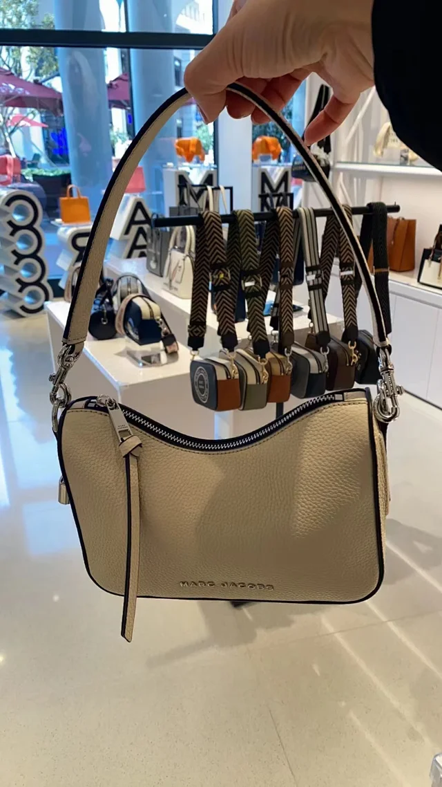 Marc Jacobs Shoulder Bags Pebbled Zip Hobo product detail image 3