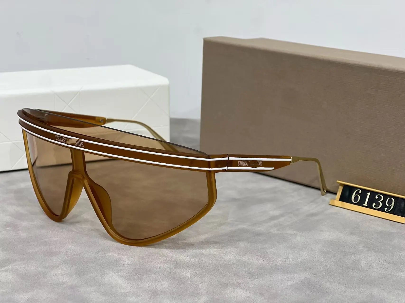 Dior Eyewear Oversized shield sunglasses with logo-print lens — C3