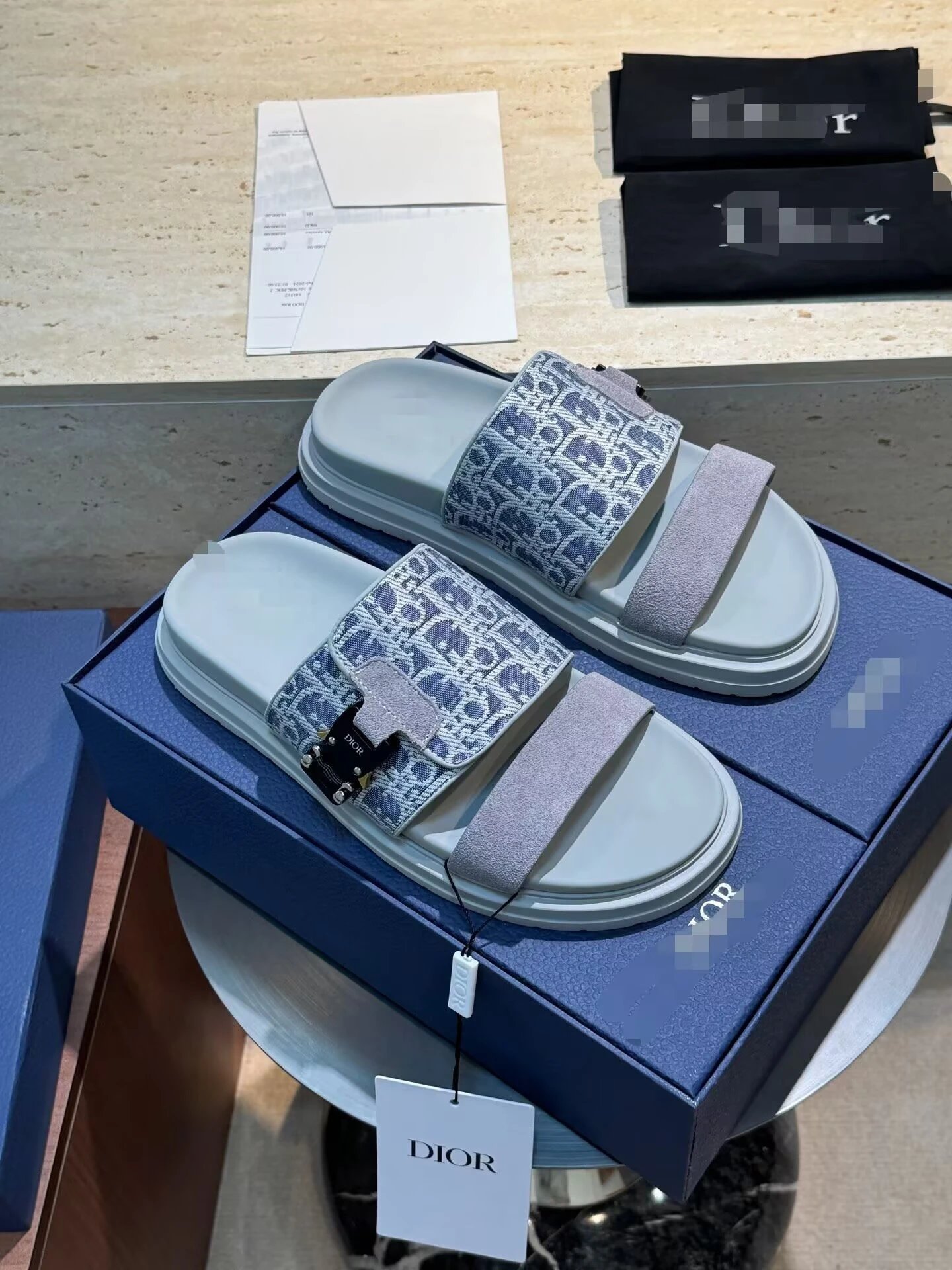 Dior Slippers Oblique Logo Slide — Figure 9