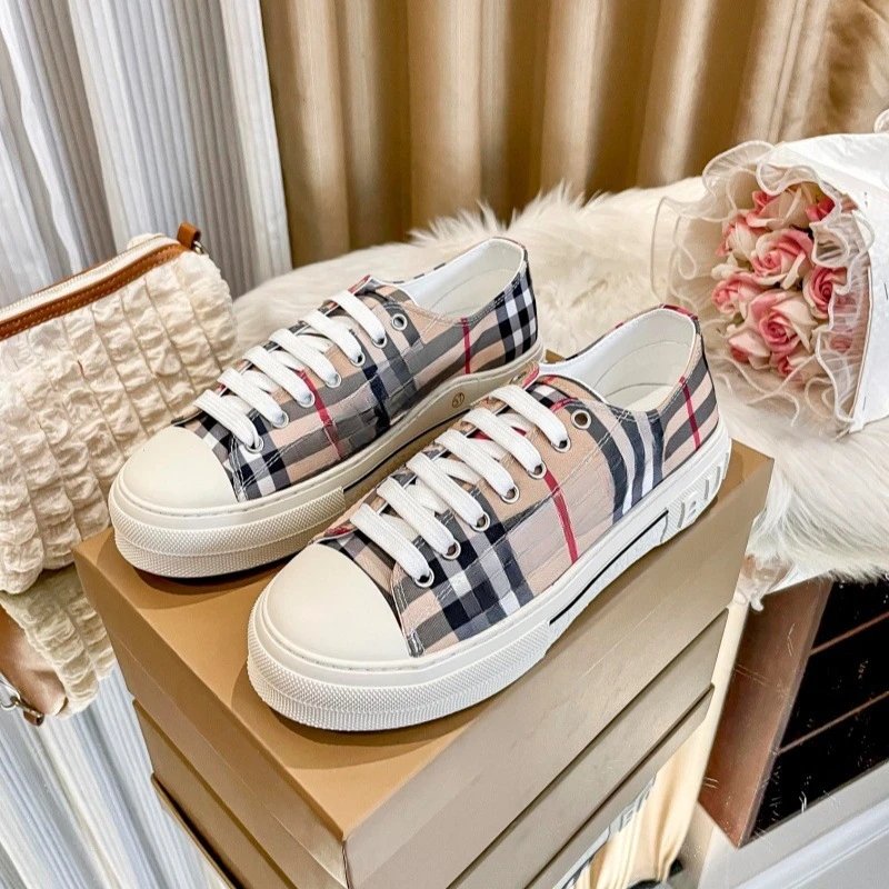 Burberry Sneakers Plaid Low-Top Lace-Up image 3