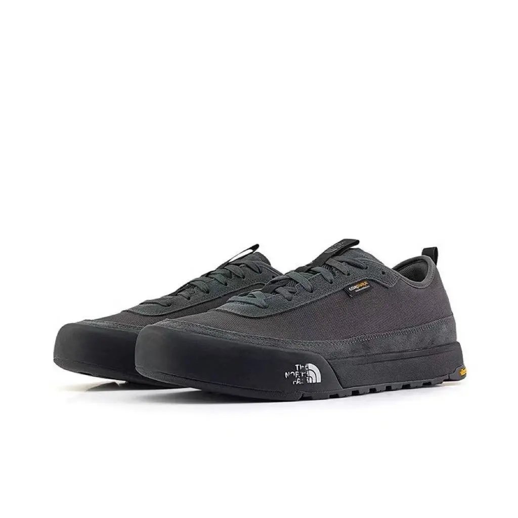 The North Face Sneakers Low-top lace-up with textile and suede-look panels image 4