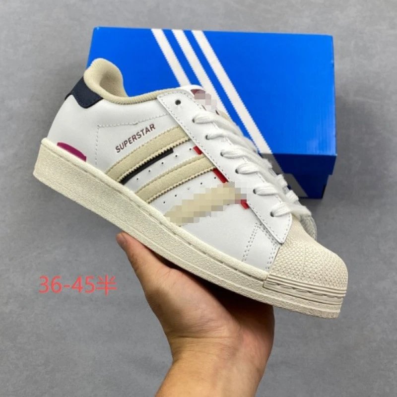 Adidas Sneakers Superstar image 3