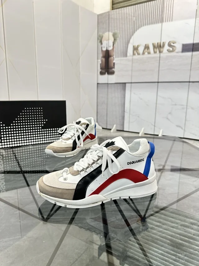 DSQUARED2 Sneakers Low-top lace-up panel product detail image 2
