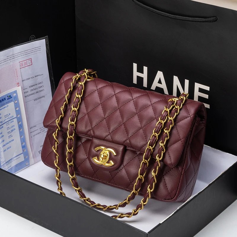 Chanel Crossbody Bags Quilted Flap Chain Strap — Classic purplish red