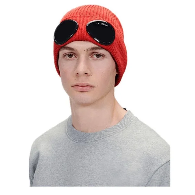 C.P. Company Hats Ribbed knit beanie with integrated goggles product detail image 2
