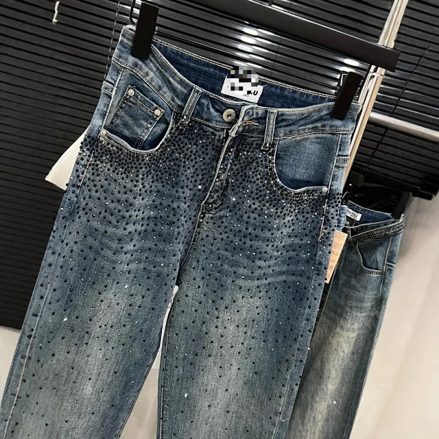 Miu Jeans High-Waisted Rhinestone-Embellished product detail image 3