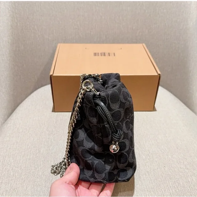 Coach Signature C canvas drawstring bag product detail image 14