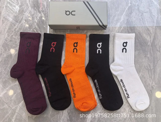 On Socks 5-Pair Logo Crew product detail image 11