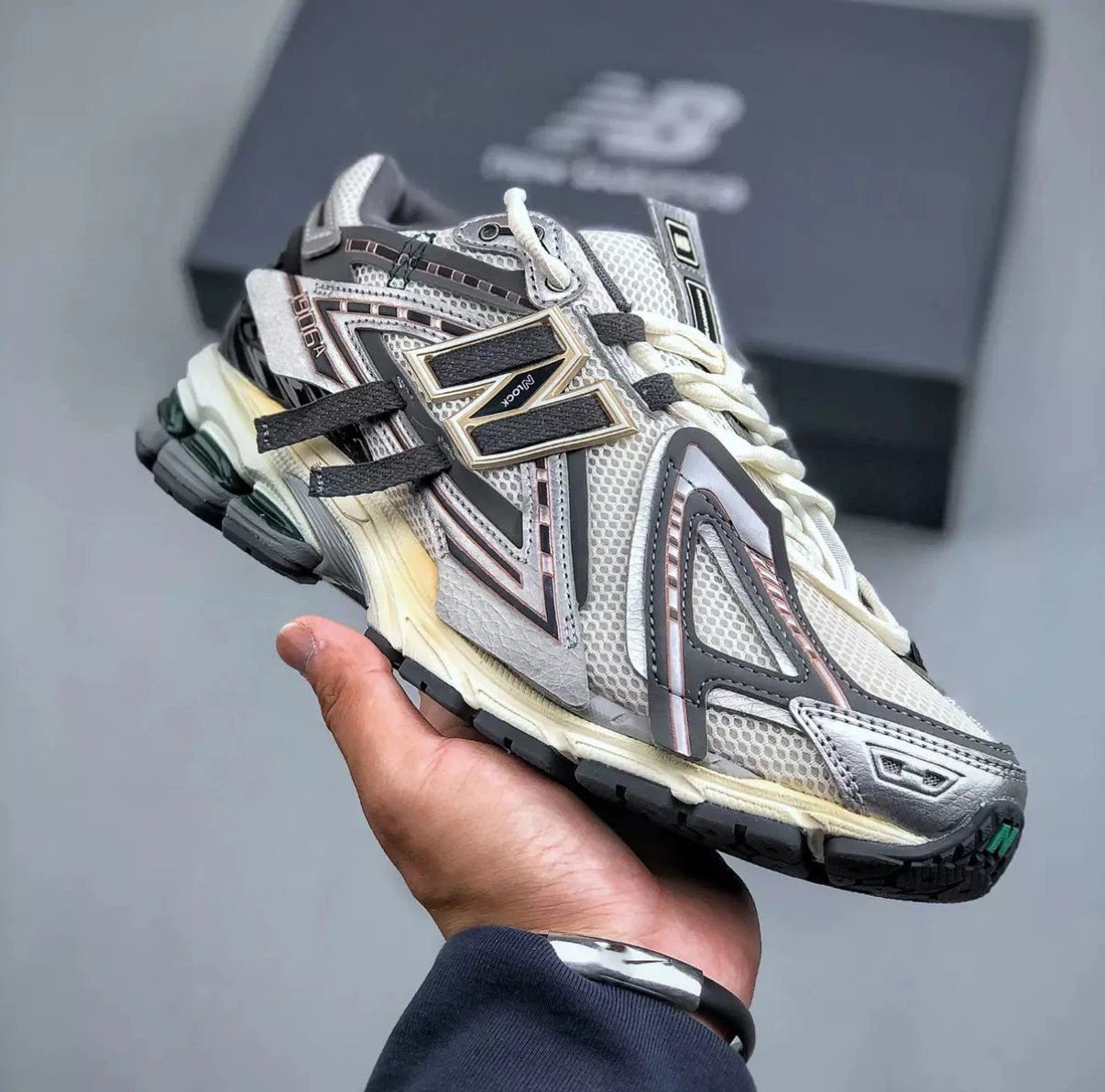New Balance Sneakers 1906A distressed deconstructed design with ribbon laces — 1