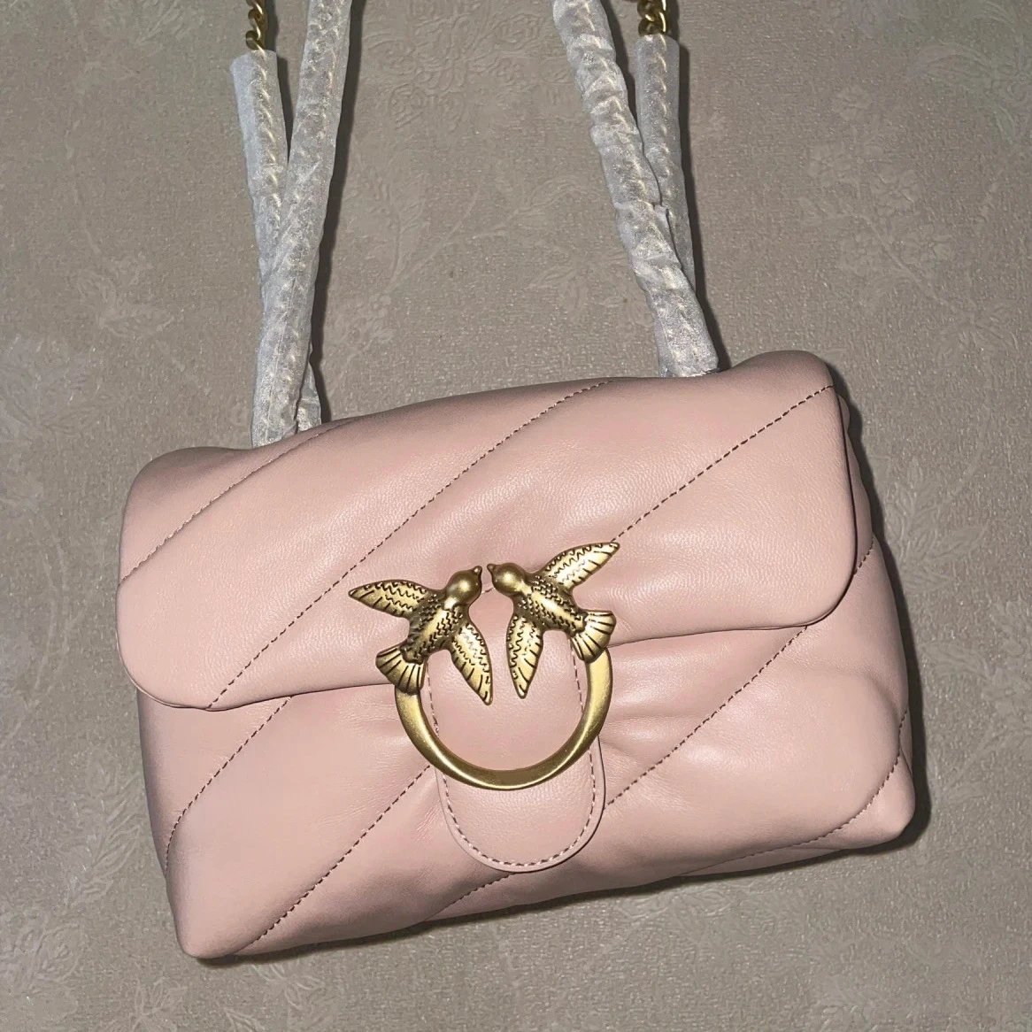 Pinko Crossbody Bags Padded quilted bag with double-bird clasp and chain strap — 23 Pink Small Pillow
