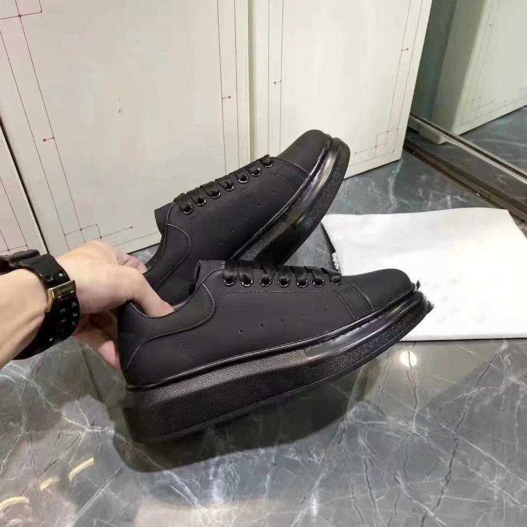 Alexander McQueen Sneakers Oversized low-top — Pure black