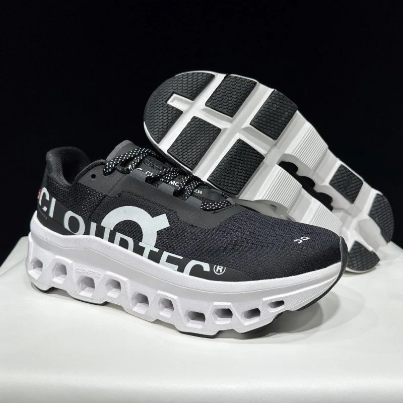 On Sneakers Cloudmonster — NO MONSTER-BLACK AND WHITE