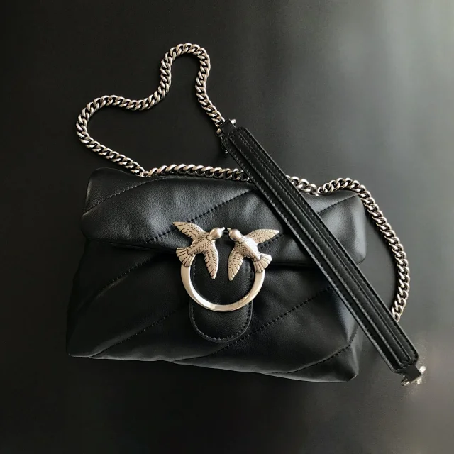 Pinko Crossbody Bags Padded quilted bag with double-bird clasp and chain strap product detail image 19