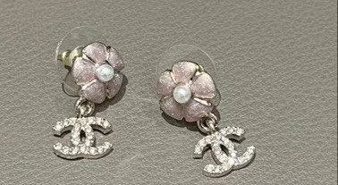 Chanel Jewelry Rhinestone Double C Floral Drop Earrings product detail image 5