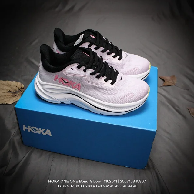 HOKA Sneakers Bondi 9 Low product detail image 13