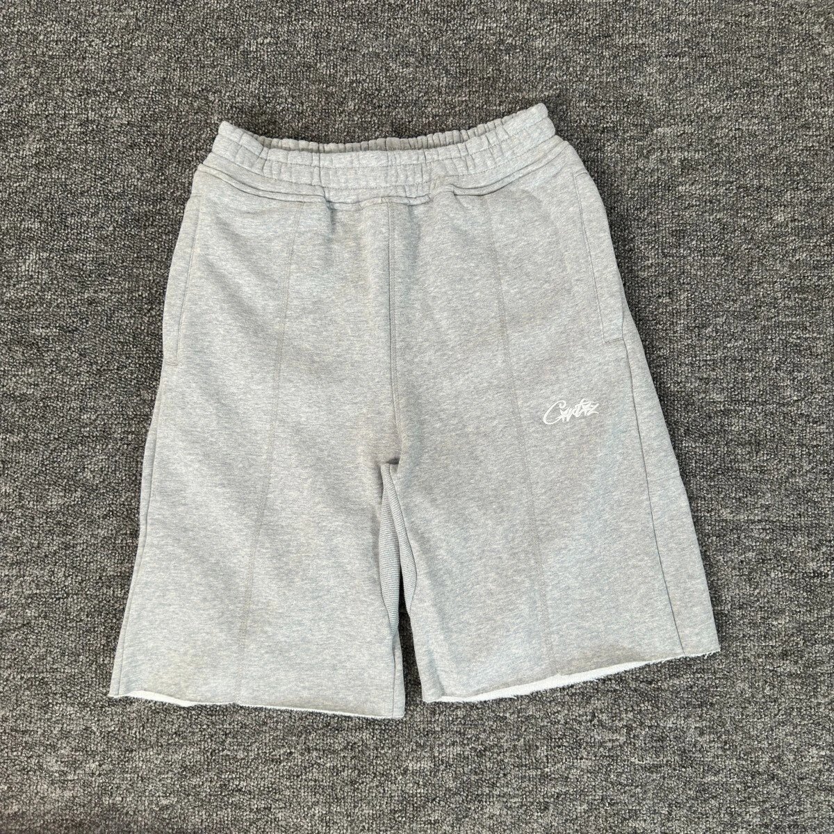 Corteiz Shorts Alcatraz logo print — 668 Grey (plus velvet) heavy weight