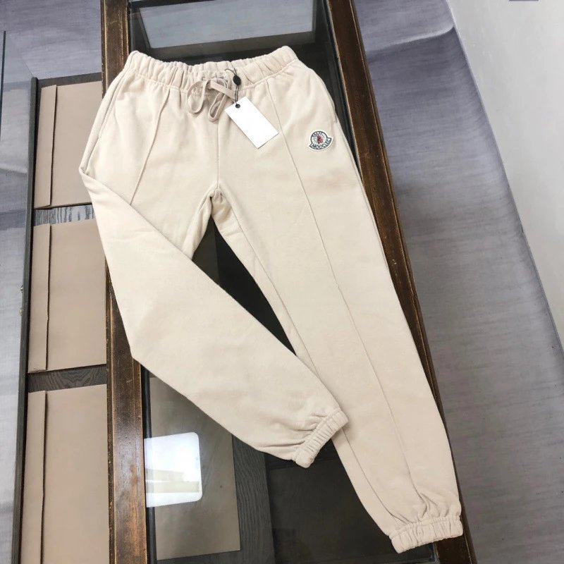 Moncler Trousers Drawstring jogger sweatpants with logo patch — YCK1SM008